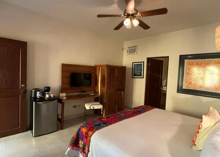 Hotel El Encanto & 4*