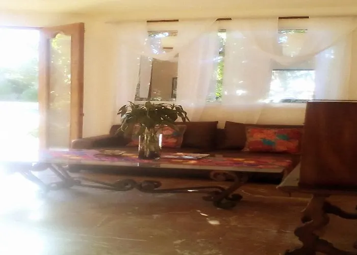 El Encanto & Hotel 4*