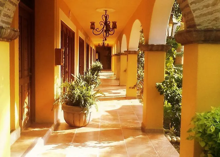 El Encanto & 4*